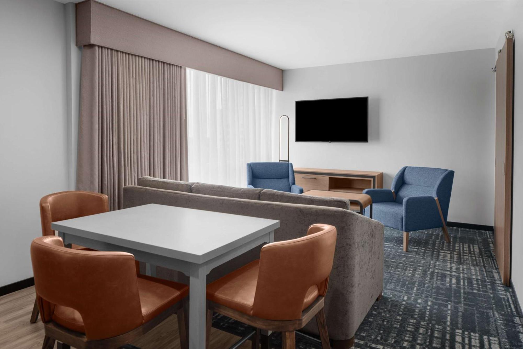 Homewood Suites By Hilton Charlotte Uptown First Ward Extérieur photo