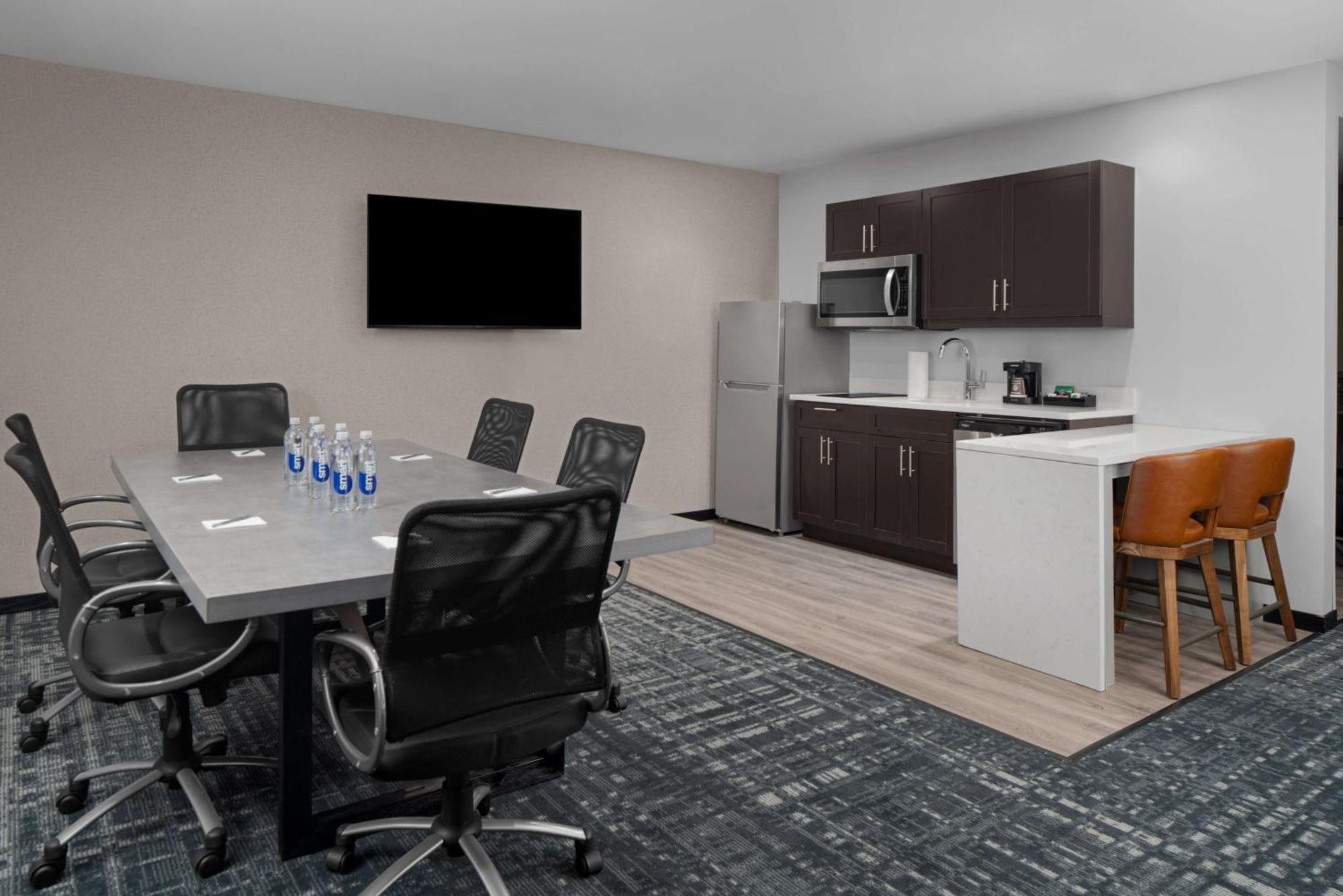 Homewood Suites By Hilton Charlotte Uptown First Ward Extérieur photo